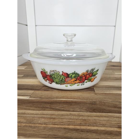 Vintage Glasbake Vegetable Pattern Casserole Baking Dish J514 2 Qt Made in USA - Picture 1 of 3